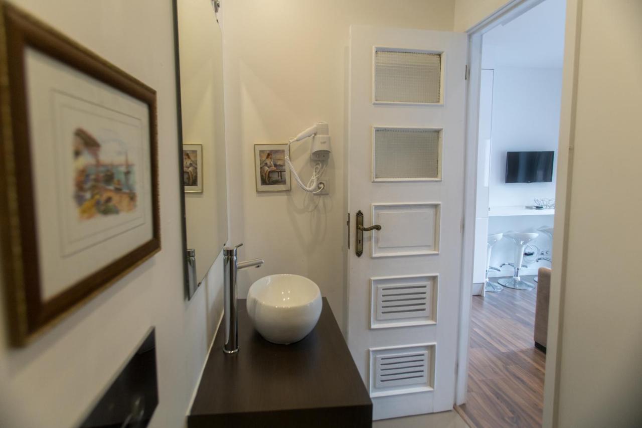 Almada Studios & Suites 포르투 외부 사진