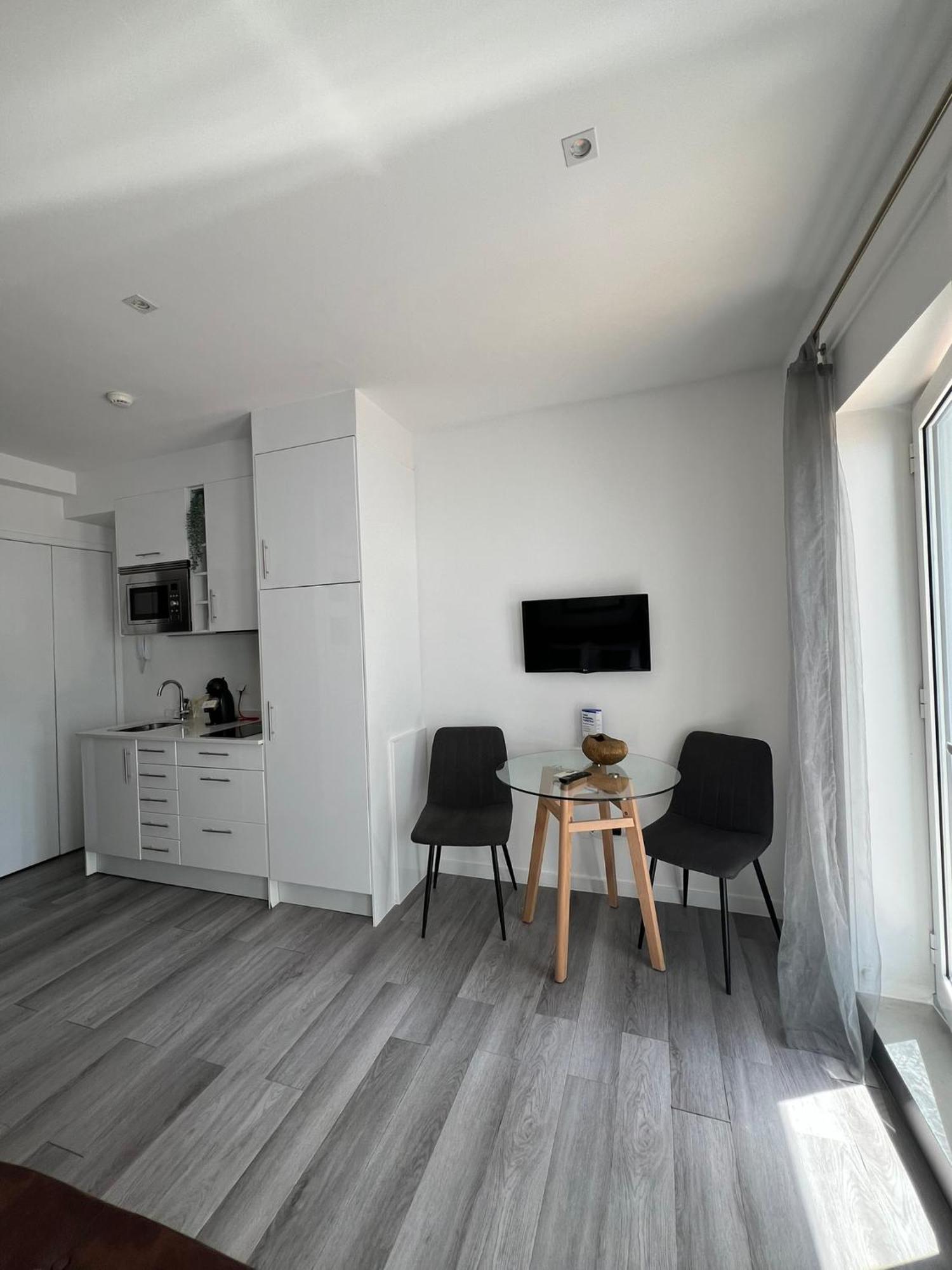 Almada Studios & Suites 포르투 외부 사진