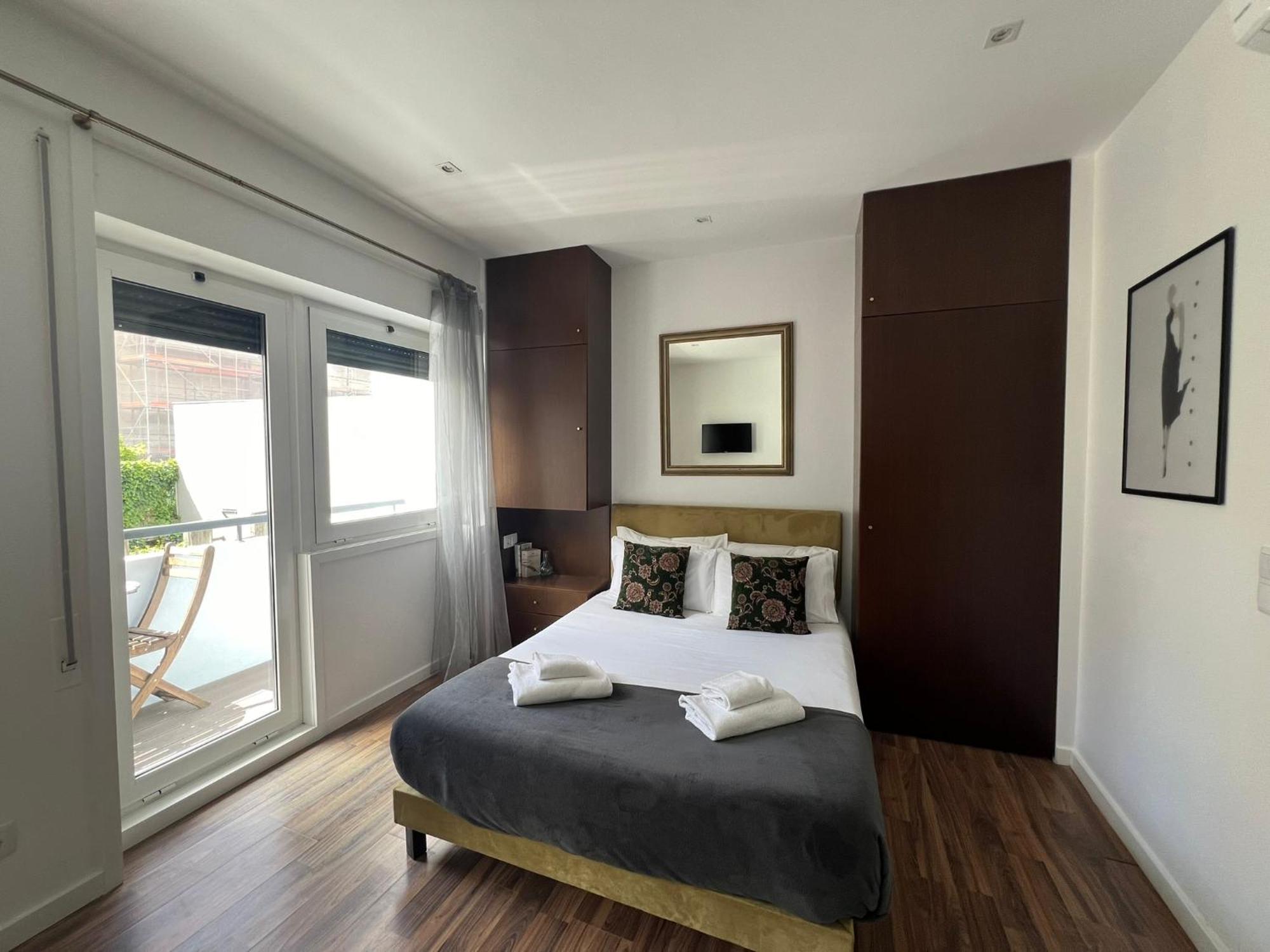 Almada Studios & Suites 포르투 외부 사진